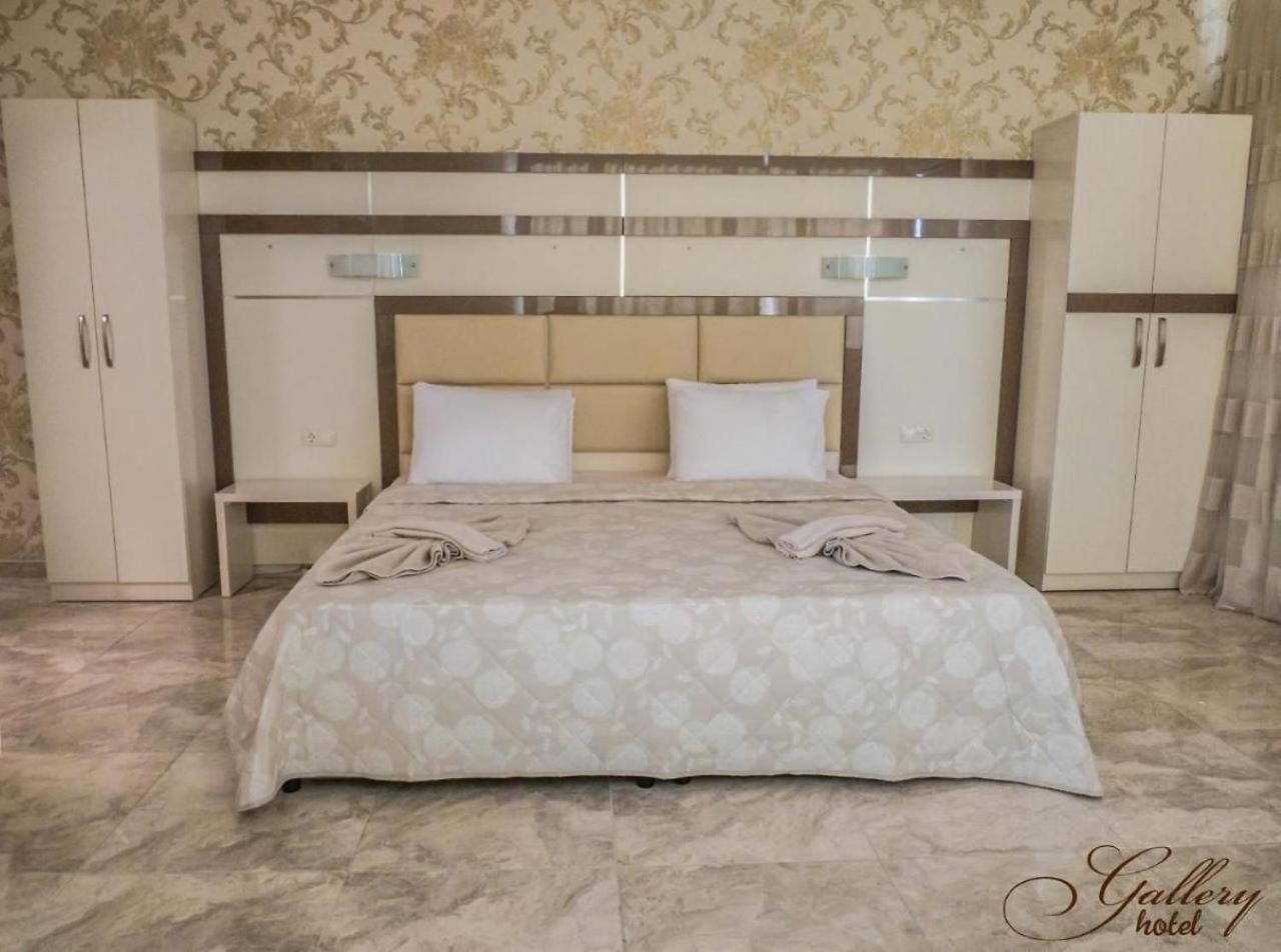 Family Hotel Gallery Slăntjev Brjag Exteriör bild